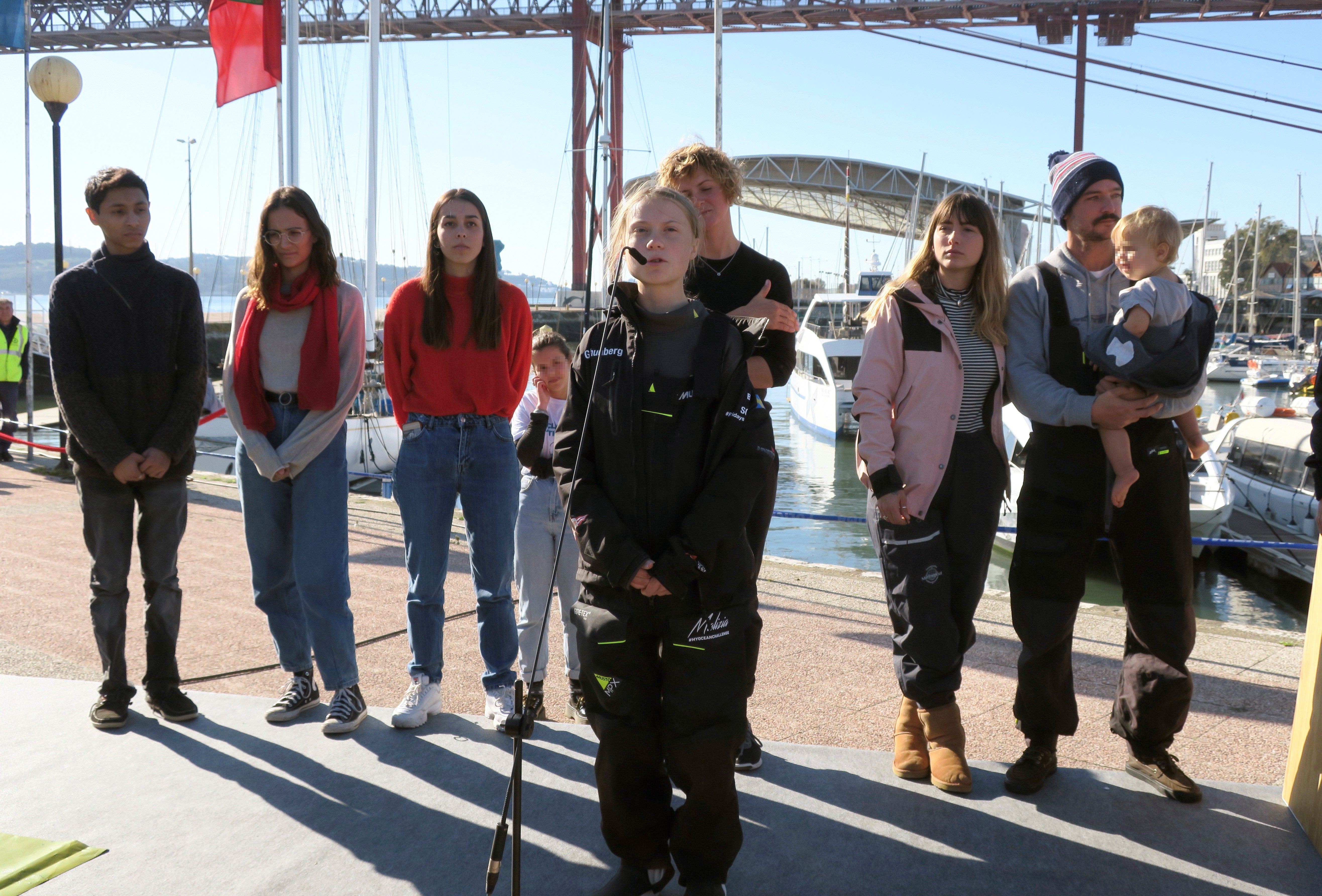 Greta Thunberg abandona Lisboa y toma un tren rumbo a Madrid para participar en la Marcha del Clima Greta Thunberg abandona Lisboa y toma un tren rumbo a Madrid para participar en la Marcha del Clima