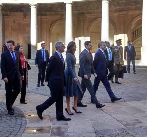 La Reina Letizia inaugura una muestra en el Palacio de Carlos V La Reina Letizia inaugura una muestra en el Palacio de Carlos V