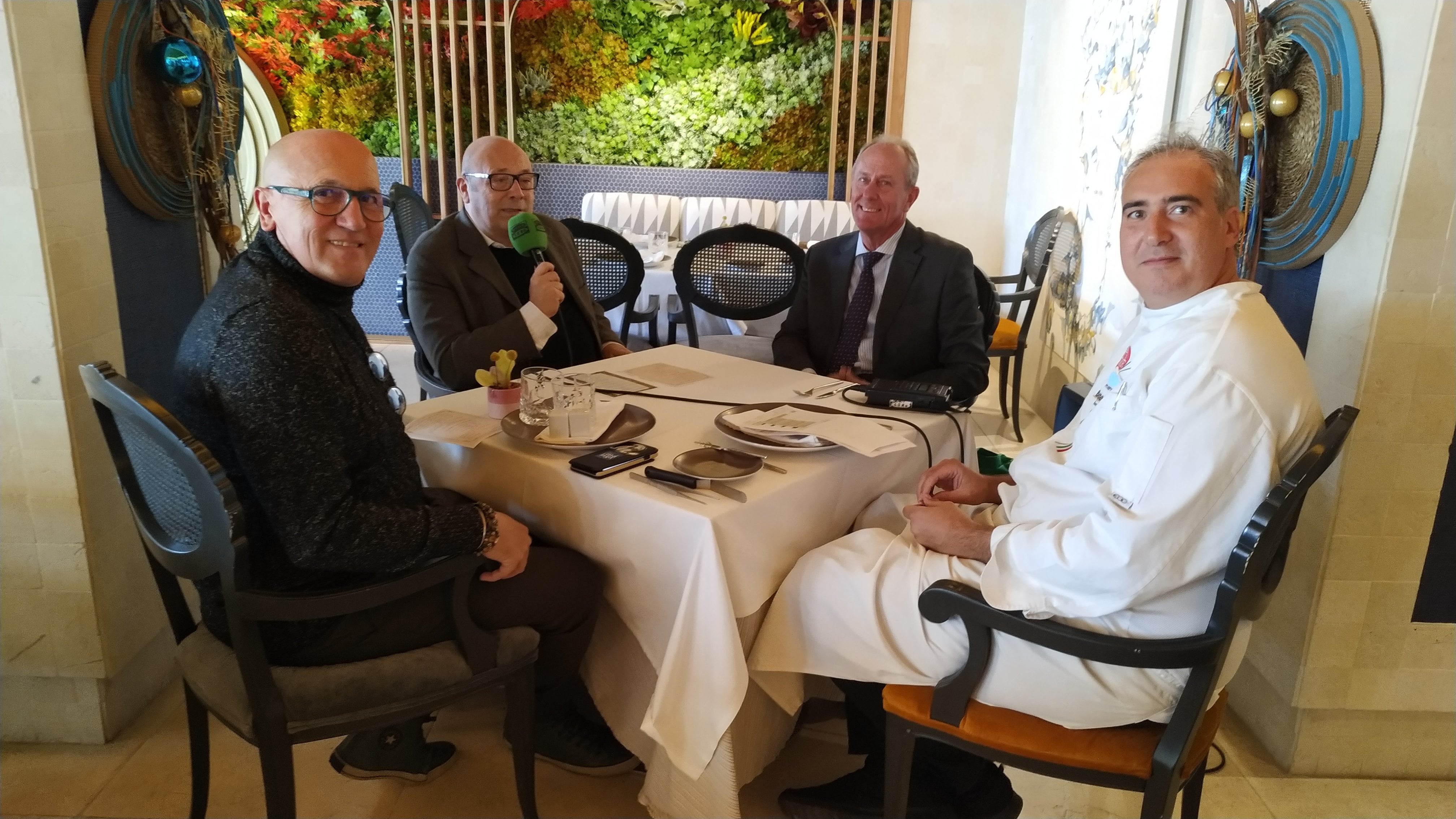 La Gastronomía en Onda Cero Málaga, Marbella y Antequera. Podcast del espacio provincial culinario con Enrique Bellver y Paco Lorente. La Gastronomía en Onda Cero Málaga, Marbella y Antequera. Podcast del espacio provincial culinario con Enrique Bellver y Paco Lorente.