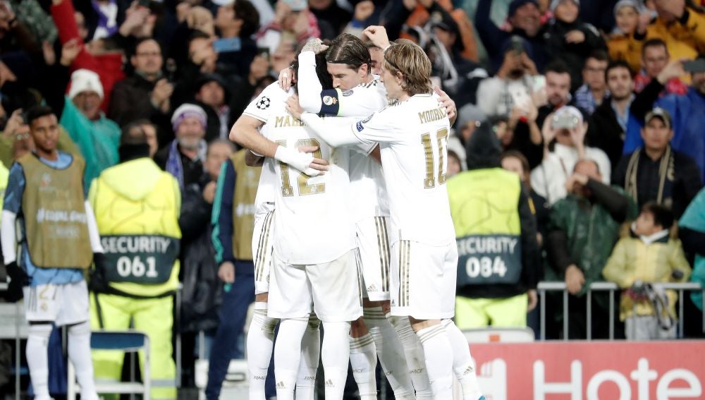 Brujas - Real Madrid: El Real Madrid celebrando un gol en Champions League