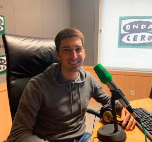 Oriol Mitjà en los estudios de Onda Cero Oriol Mitjà en los estudios de Onda Cero