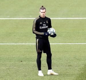 Gareth Bale durante un entrenamiento con el Real Madrid Gareth Bale durante un entrenamiento con el Real Madrid