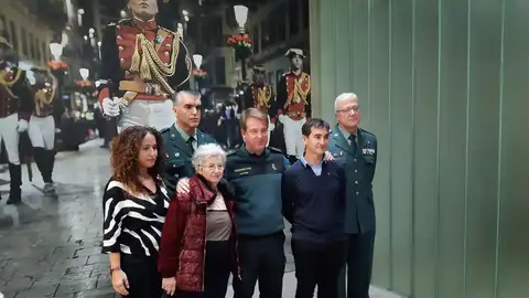 Eduardo Encinas, padre de la menor secuestrada durante ocho años en Polonia por su madre, en las dependencias de la Guardia Civil de Palma. Comandancia Guardia Civil de Palma