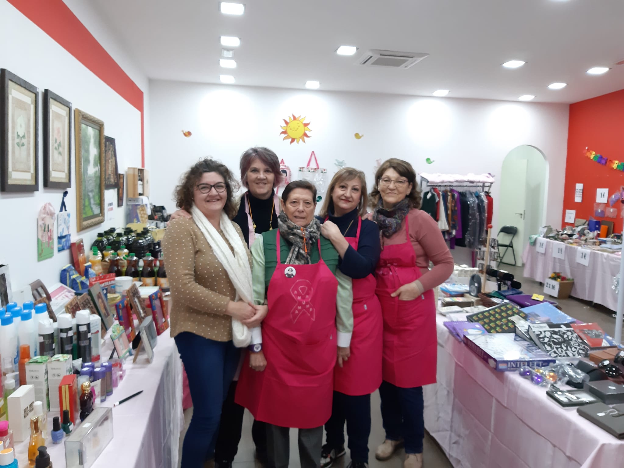 Amuma ha abierto en Ciudad Real su tradicional mercadillo solidario Amuma ha abierto en Ciudad Real su tradicional mercadillo solidario