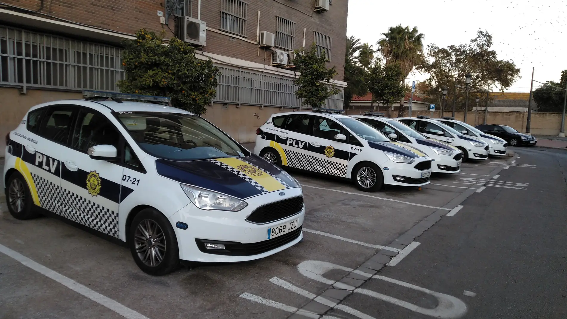 Coches de la Policía Local de València