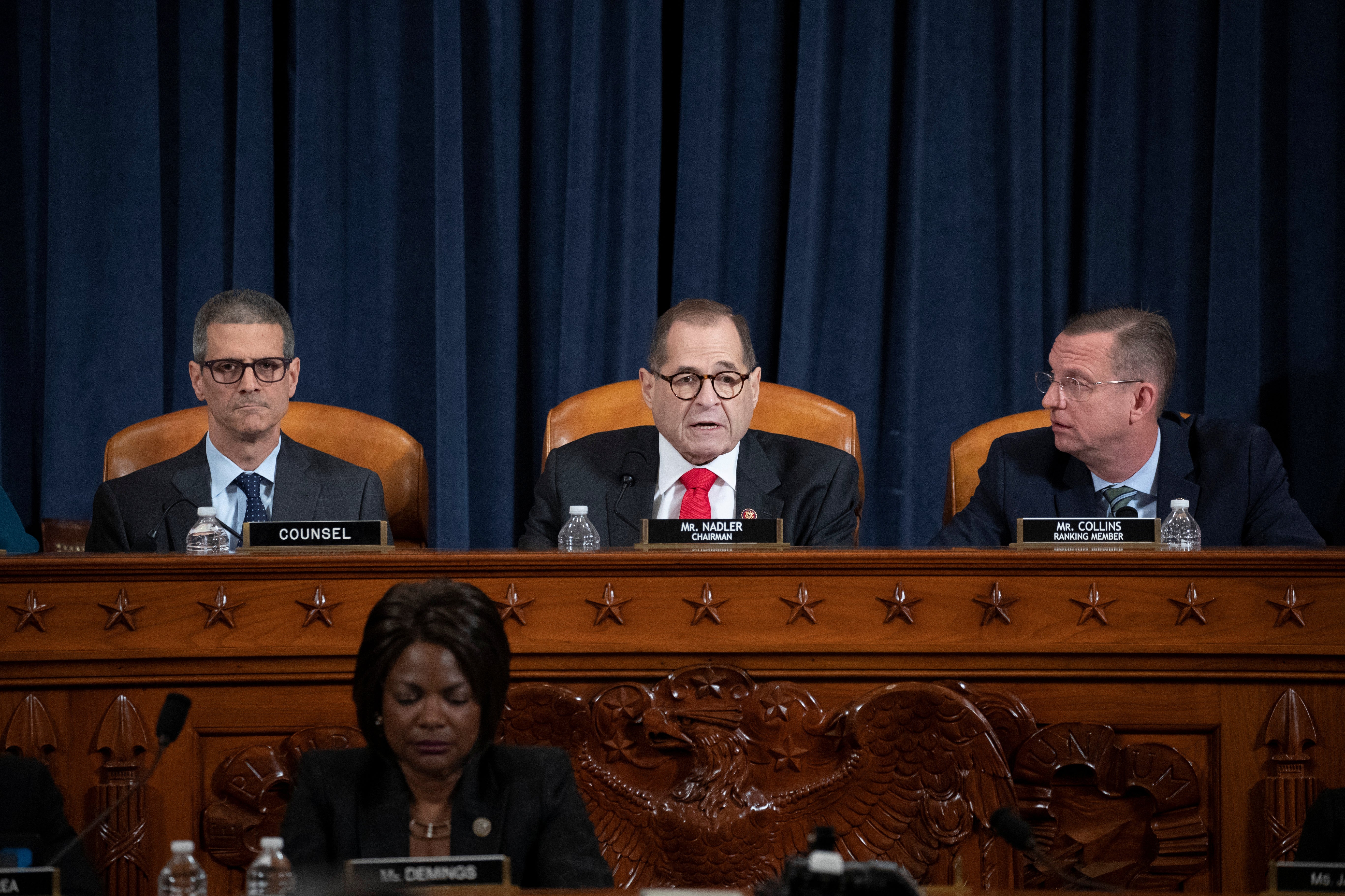 Los demócratas imputan a Trump cargos de abuso de poder y obstrucción al Congreso Los demócratas imputan a Trump cargos de abuso de poder y obstrucción al Congreso
