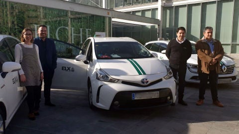 Presentaci&oacute;n de la nueva imagen de los taxis de Elche.