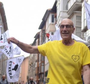 Recibimiento al etarra José Ramón López de Abetxuko Recibimiento al etarra José Ramón López de Abetxuko