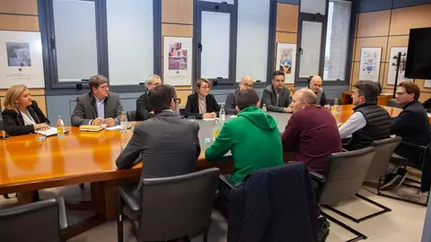 La Universitat Jaume I y Xarxatec colaborarán en formación dual y prácticas en el extranjero a través del programa UJI World .