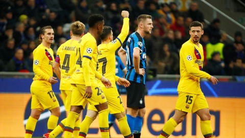 Carles P&eacute;rez celebra su gol