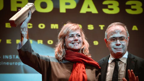 La actriz madrile&ntilde;a est&aacute; acompa&ntilde;ada por Xos&eacute; S&aacute;nchez Bugallo, alcalde de la ciudad gallega