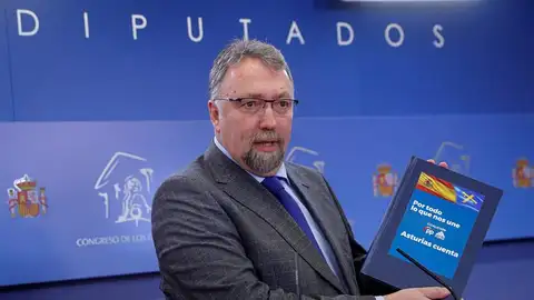 Isidro Martínez Oblanca, de Foro Asturias Isidro Martínez Oblanca, de Foro Asturias