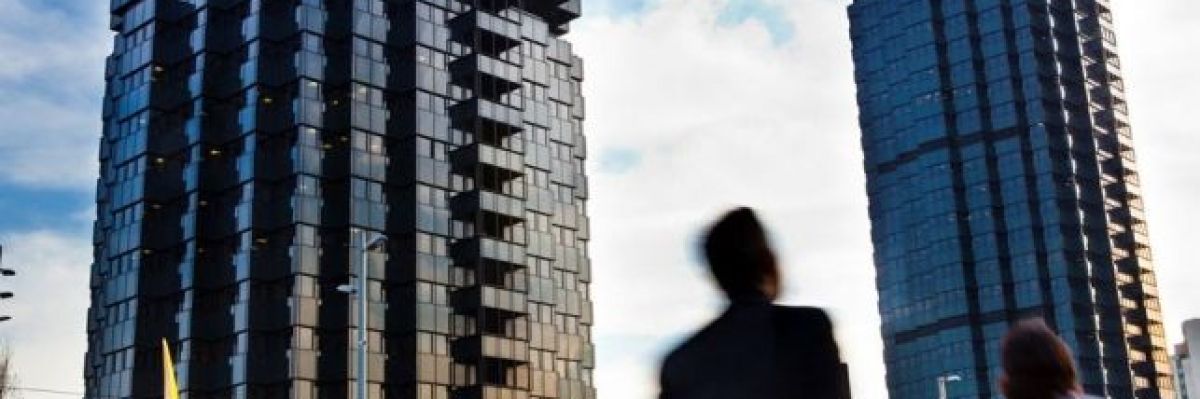 Bankia y Caixabank analizan los detalles de una posible fusión bancaria "inminente"