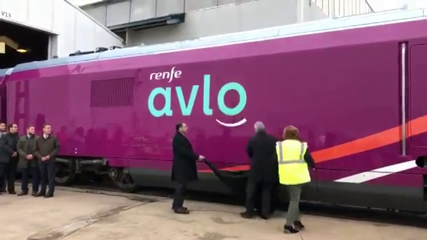 El AVE 'low cost' AVLO comenzará en abril en el trayecto Madrid-Barcelona El AVE 'low cost' AVLO comenzará en abril en el trayecto Madrid-Barcelona