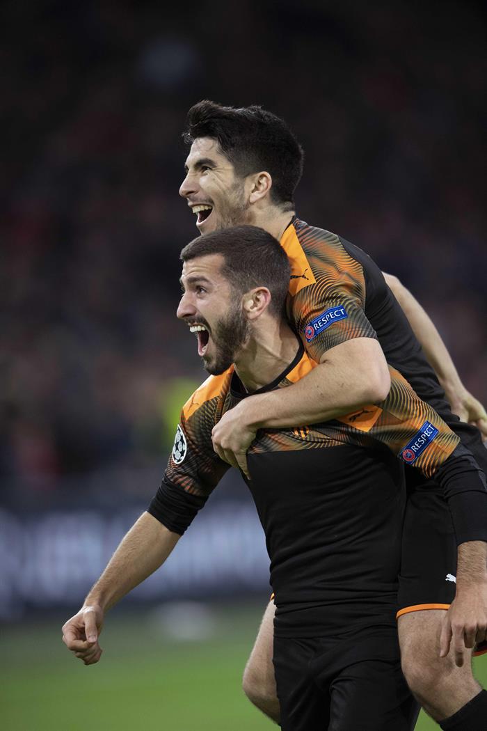 Gaya: "Entendemos que la gente no haya podido venir. Nos toca llevarles la Supercopa a Mestalla" Gaya: "Entendemos que la gente no haya podido venir. Nos toca llevarles la Supercopa a Mestalla"