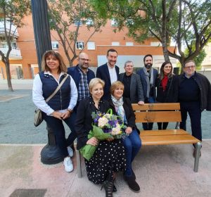 La chef ilicitana Susi Díaz en el jardín con su nombre en Elche. La chef ilicitana Susi Díaz en el jardín con su nombre en Elche.