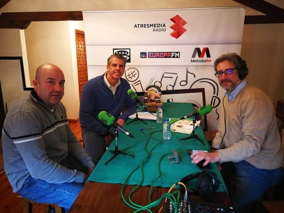 Más de Uno Asturias con Arturo Téllez especial desde la Cueva del Molín Más de Uno Asturias con Arturo Téllez especial desde la Cueva del Molín
