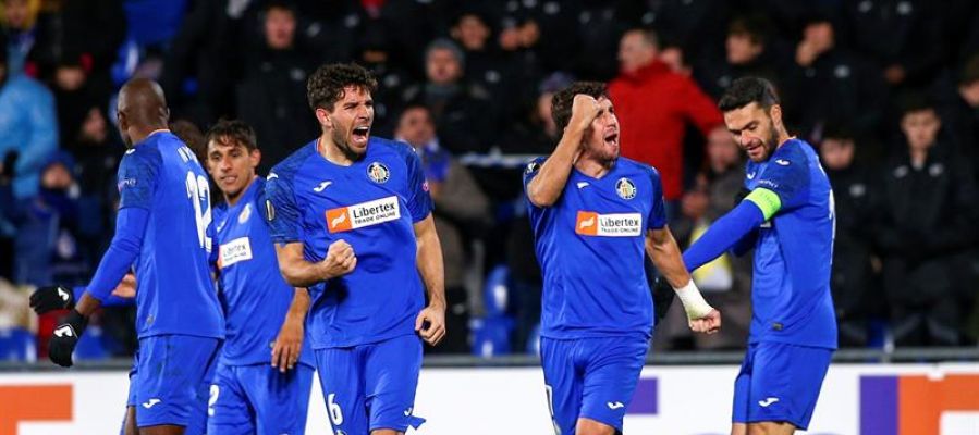 Los jugadores del Getafe celebran un gol Los jugadores del Getafe celebran un gol