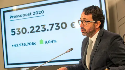 El diputado responsable de Hacienda e Innovación, Vicent Mascarell, ha avanzado como será el presupuesto. El diputado responsable de Hacienda e Innovación, Vicent Mascarell, ha avanzado como será el presupuesto.