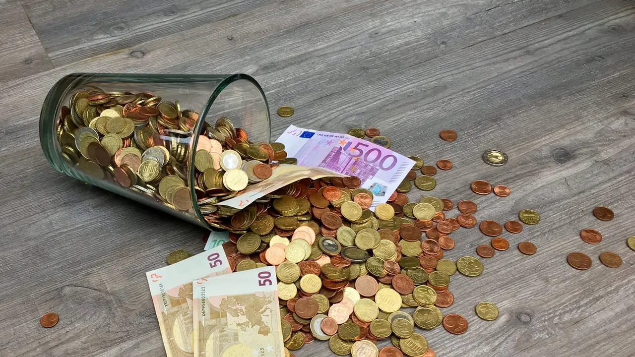 El truco viral de los 30 días para ahorrar dinero