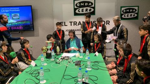 Los jugadores del Real Madrid, campeones de LaLiga Promises 