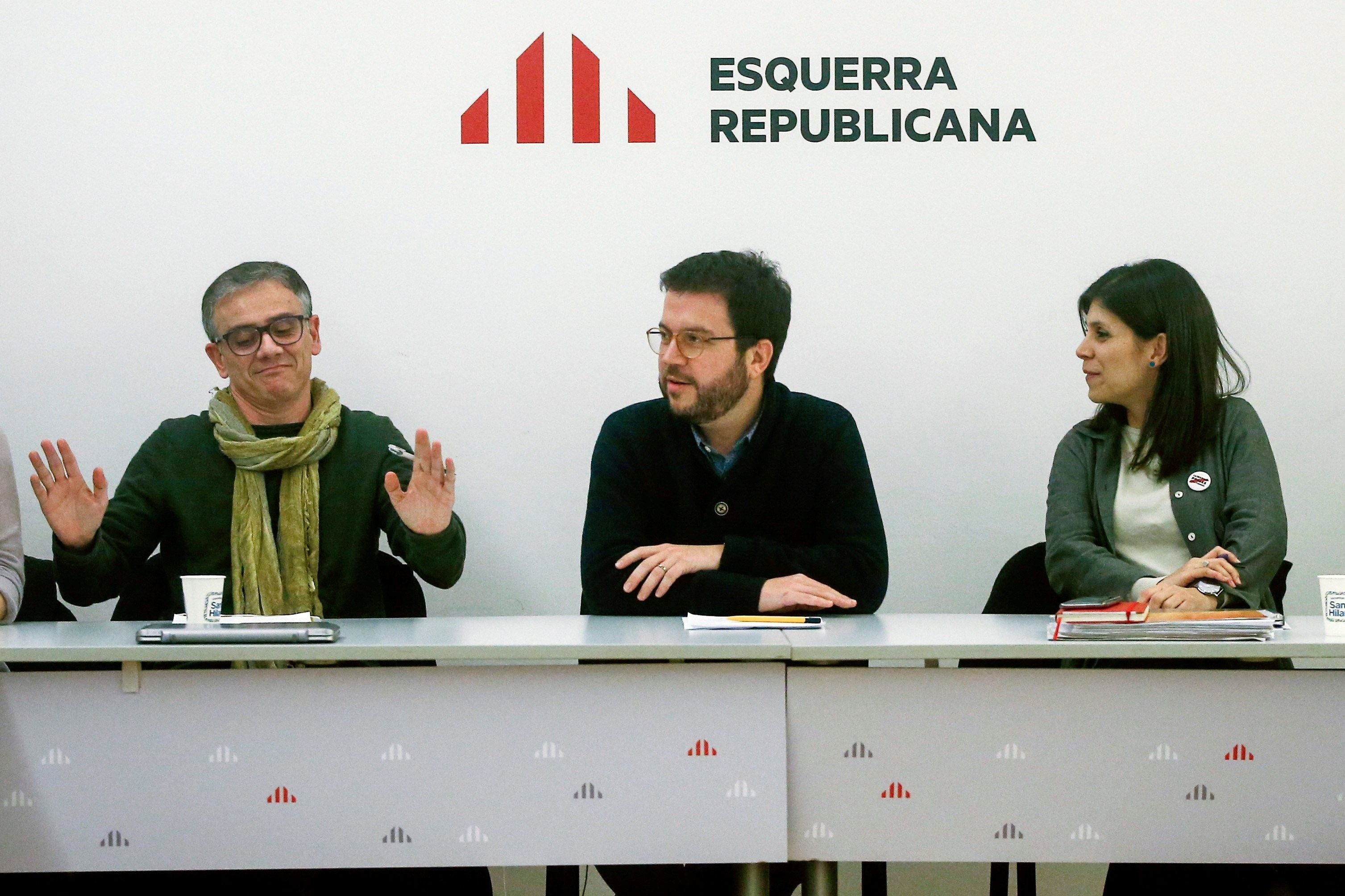 ERC convoca su Consell Nacional el próximo 2 de enero y propone una abstención en la investidura de Sánchez ERC convoca su Consell Nacional el próximo 2 de enero y propone una abstención en la investidura de Sánchez