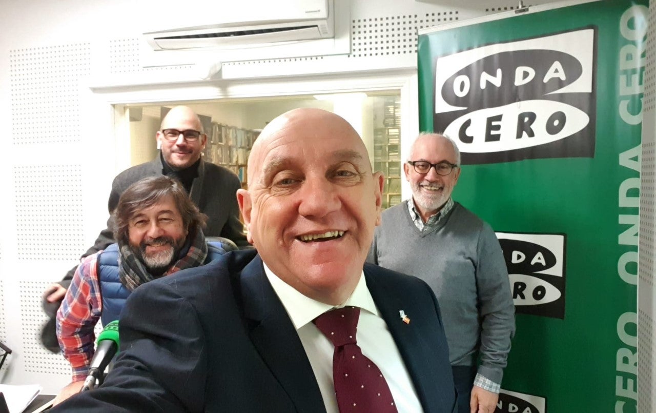 Tertulia para despedir o ano en Más de Uno Ourense Tertulia para despedir o ano en Más de Uno Ourense