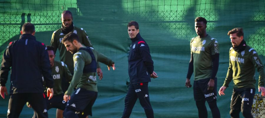 El exseleccionador español, Robert Moreno, en el Mónaco. El exseleccionador español, Robert Moreno, en el Mónaco.