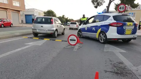 Control de la Policía Local de Crevillent. Control de la Policía Local de Crevillent.