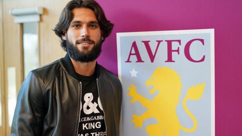 Jota Peleteiro, del Aston Villa. 