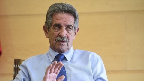 Miguel &Aacute;ngel Revilla. 