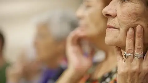 Cambia la edad legal de jubilación en España a 65 años y 10 meses Cambia la edad legal de jubilación en España a 65 años y 10 meses