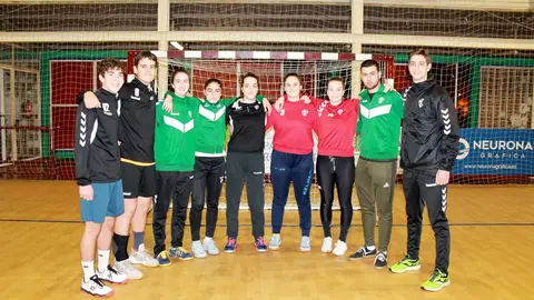 El Club Balonmano Elche estará representado por diez jugadores y dos técnicos en el Campeonato de España de Selecciones Autonómicas. BALONMANO