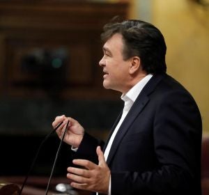 El diputado de Teruel Existe, Tomás Guitarte, durante su intervención ante el pleno del Congreso El diputado de Teruel Existe, Tomás Guitarte, durante su intervención ante el pleno del Congreso