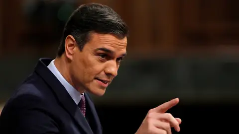 Sánchez acusa a Casado de usar artimañas para tratar de sabotear el Gobierno Sánchez acusa a Casado de usar artimañas para tratar de sabotear el Gobierno
