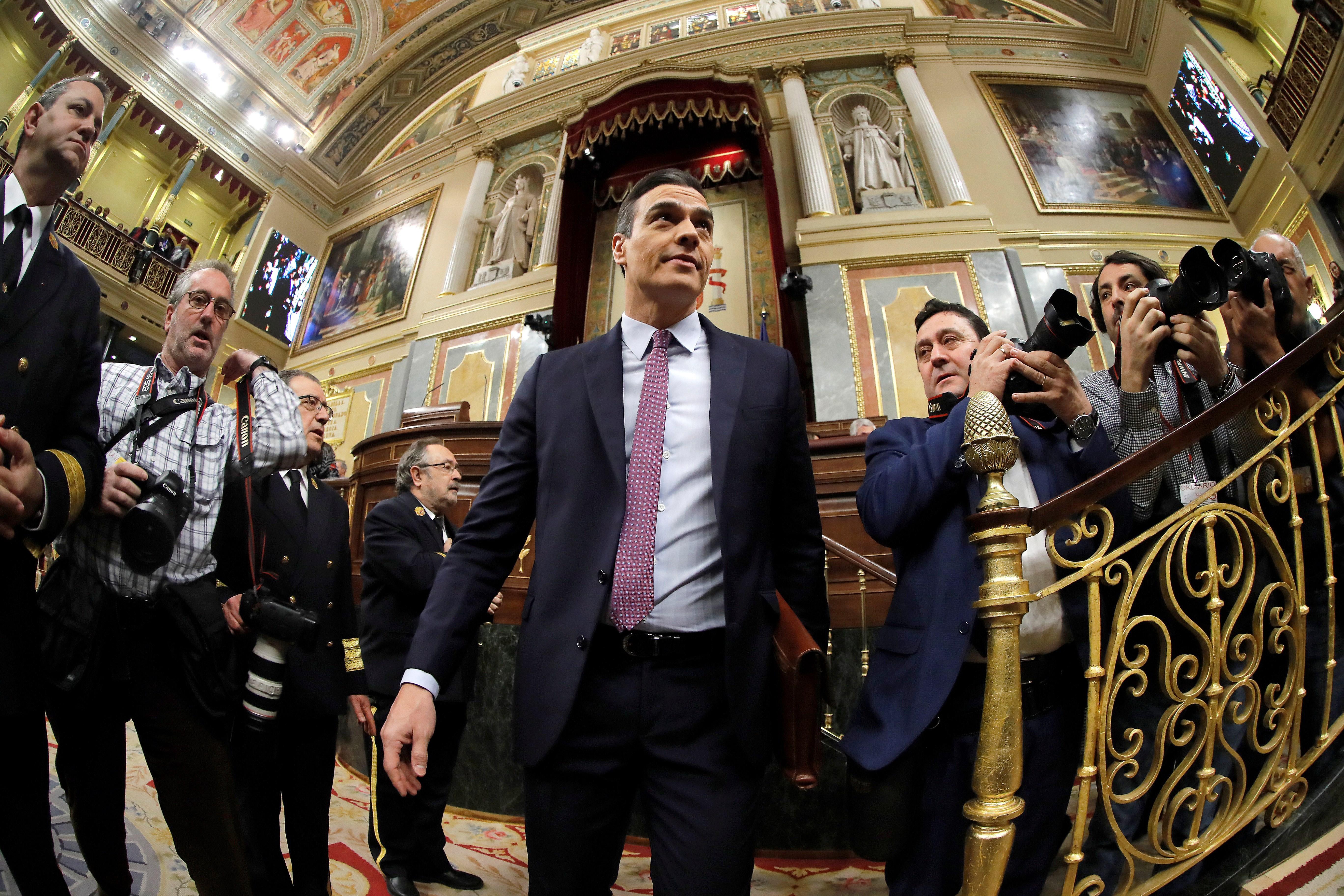 Estos son los principales compromisos expuestos por Sánchez en el debate de investidura Estos son los principales compromisos expuestos por Sánchez en el debate de investidura