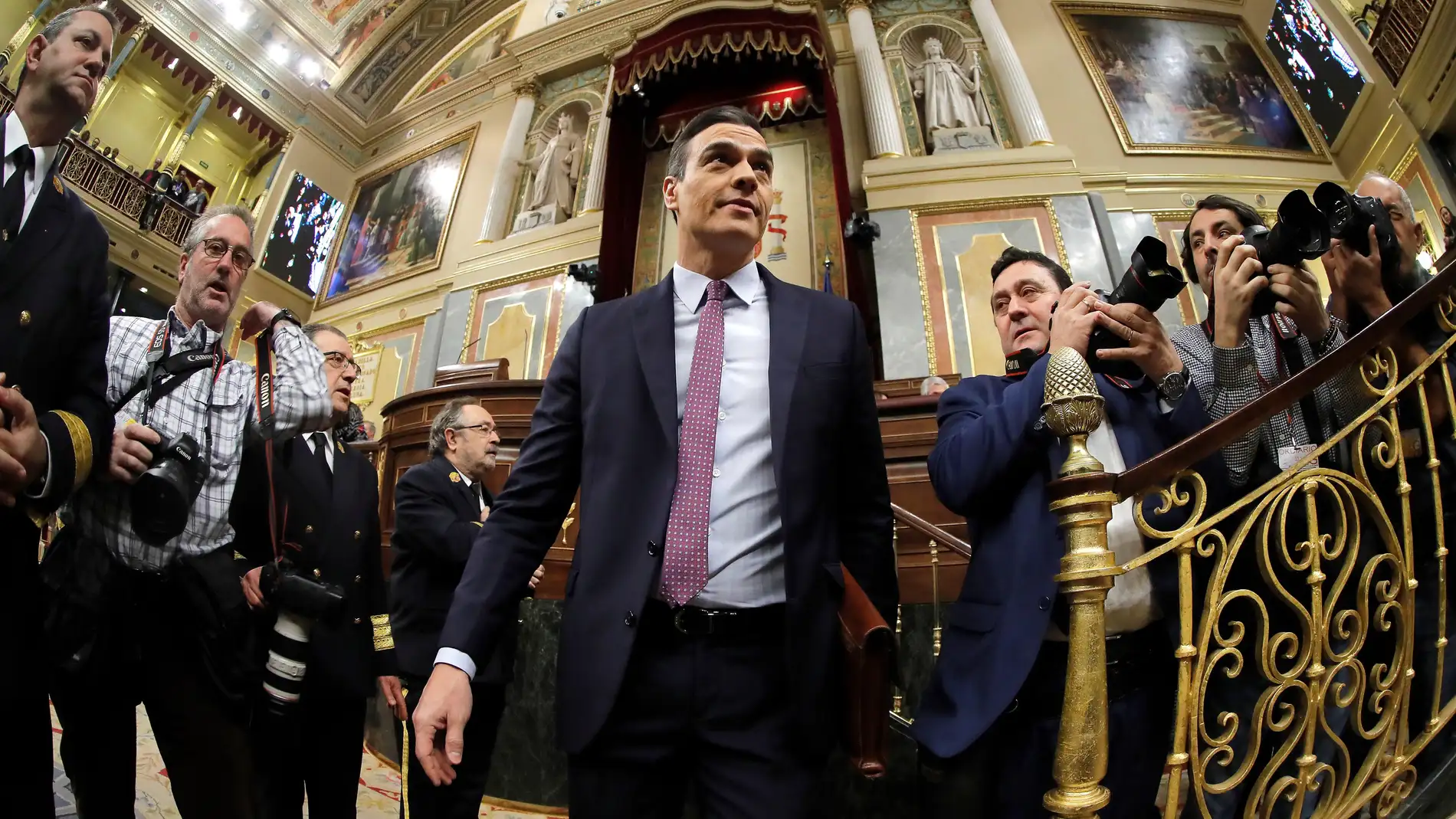 Pedro Sánchez ante la prensa gráfica en el Congreso de los Diputados