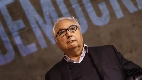 Así es la LOSU, la nueva Ley de Universidades que será llevaba ante el Consejo de Ministros Manuel Castells, Ministro de Universidades