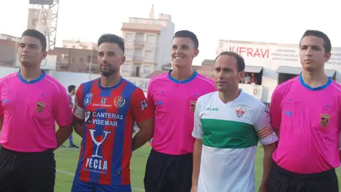 El Elche CF se impuso en su última visita al Yeclano Deportivo, en el Trofeo del Vino; empató 1-1 al término de los 90 minutos y fue mejor en los penaltis (0-3). ELCHE CF