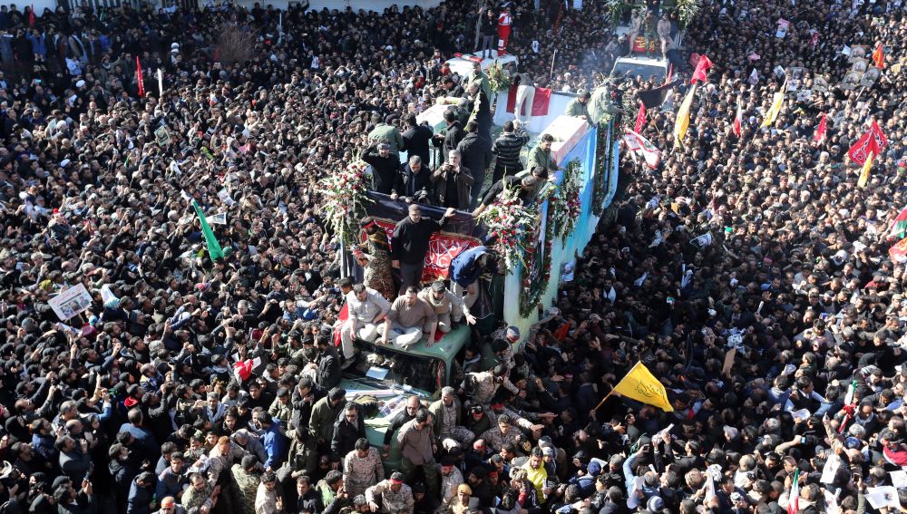 Estampida durante el funeral de Soleimaní en Irán