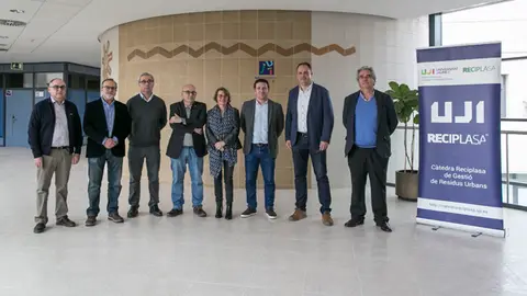 La Cátedra Reciplasa de la UJI realizará acciones formativas en gestión medioambiental con centros educativos en 2020 .