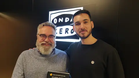 Toma la pastilla roja, entrevista con Javier Santamarta Autor de 'Siempre tuvimos héroes'