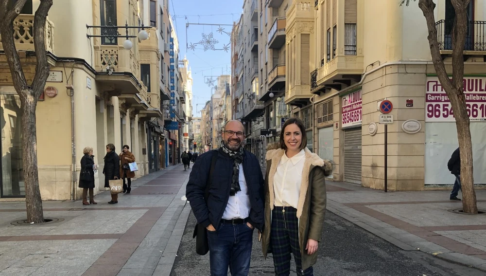 Esther Díez y Felip Sánchez, concejales de Compromís en Elche. Esther Díez y Felip Sánchez, concejales de Compromís en Elche.