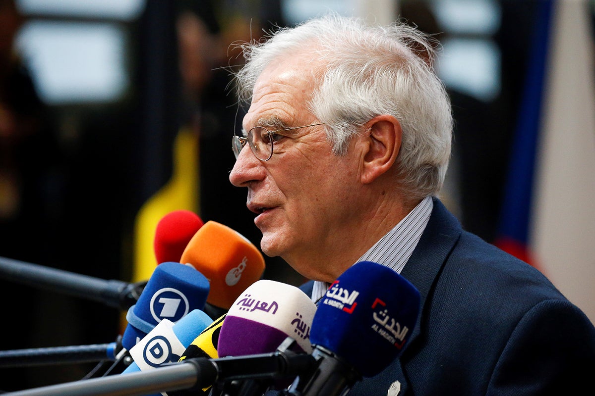 Borrell se disculpa por sus críticas a la lucha de los jóvenes contra el cambio climático Borrell se disculpa por sus críticas a la lucha de los jóvenes contra el cambio climático