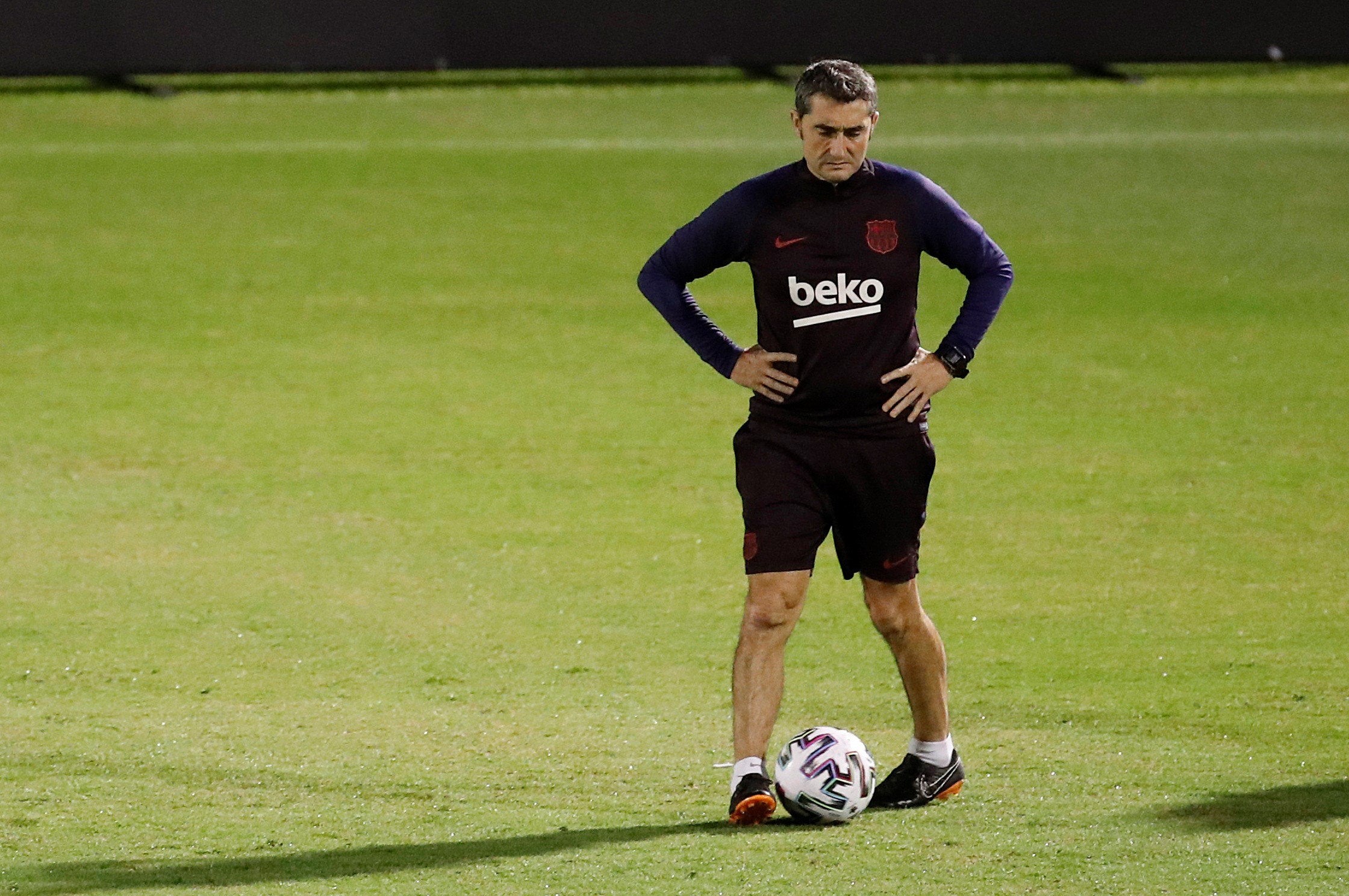 Valverde no seguirá en el Barcelona la próxima temporada y el club sondea a Xavi Valverde no seguirá en el Barcelona la próxima temporada y el club sondea a Xavi