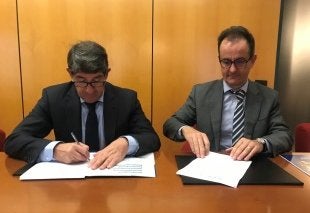 La Fundación universidad Empresa renueva su convenio de colaboración con el colegio de Abogados y el de Economistas La Fundación universidad Empresa renueva su convenio de colaboración con el colegio de Abogados y el de Economistas