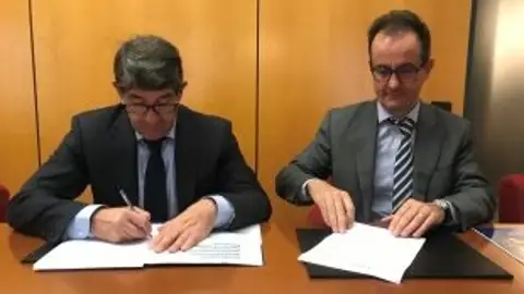 La Fundación universidad Empresa renueva su convenio de colaboración con el colegio de Abogados y el de Economistas .