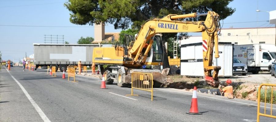 El projecte en la carretera d´Onda contempla una conducció que connectarà la xarxa del consorci amb el depòsit regulador . El projecte en la carretera d´Onda contempla una conducció que connectarà la xarxa del consorci amb el depòsit regulador .