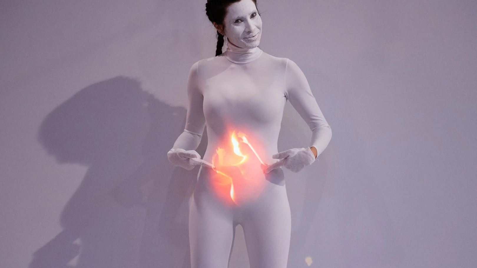 El cuerpo de Pilar Rubio se convierte en un sorprendente lienzo en 'El Hormiguero 3.0'