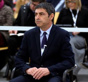 Josep Lluís Trapero, al comienzo del juicio por la actuación de los Mossos en el "procés" Josep Lluís Trapero, al comienzo del juicio por la actuación de los Mossos en el "procés"